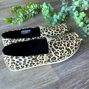 TOMS Women’s Alpargata Classic Leopard Print Slip On (NWOB)